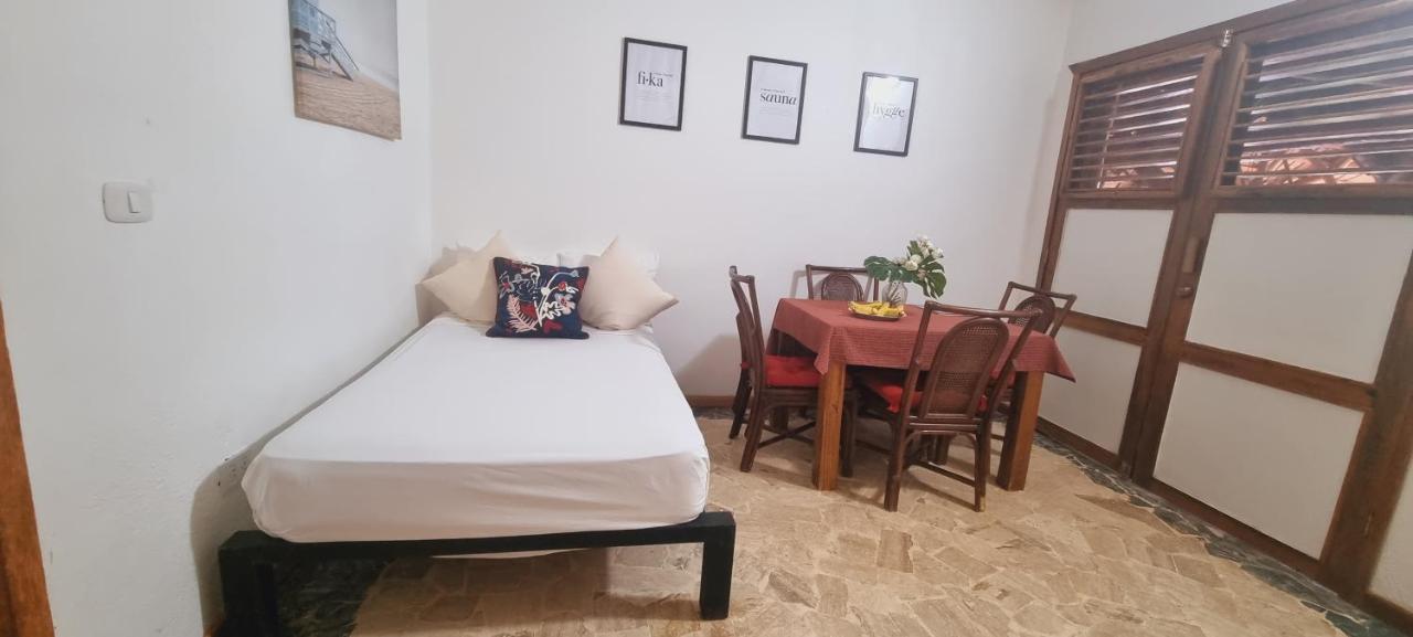 לאס גלראס El Jardin Del Coco, Apartamento 14 - Near La Playita Beach מראה חיצוני תמונה